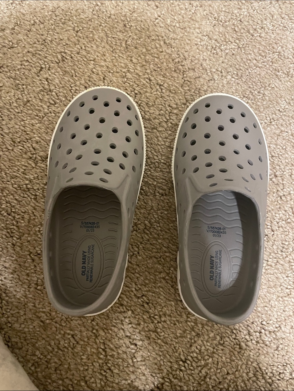 Old Navy Light Gray Ventilated Slip-On Clog